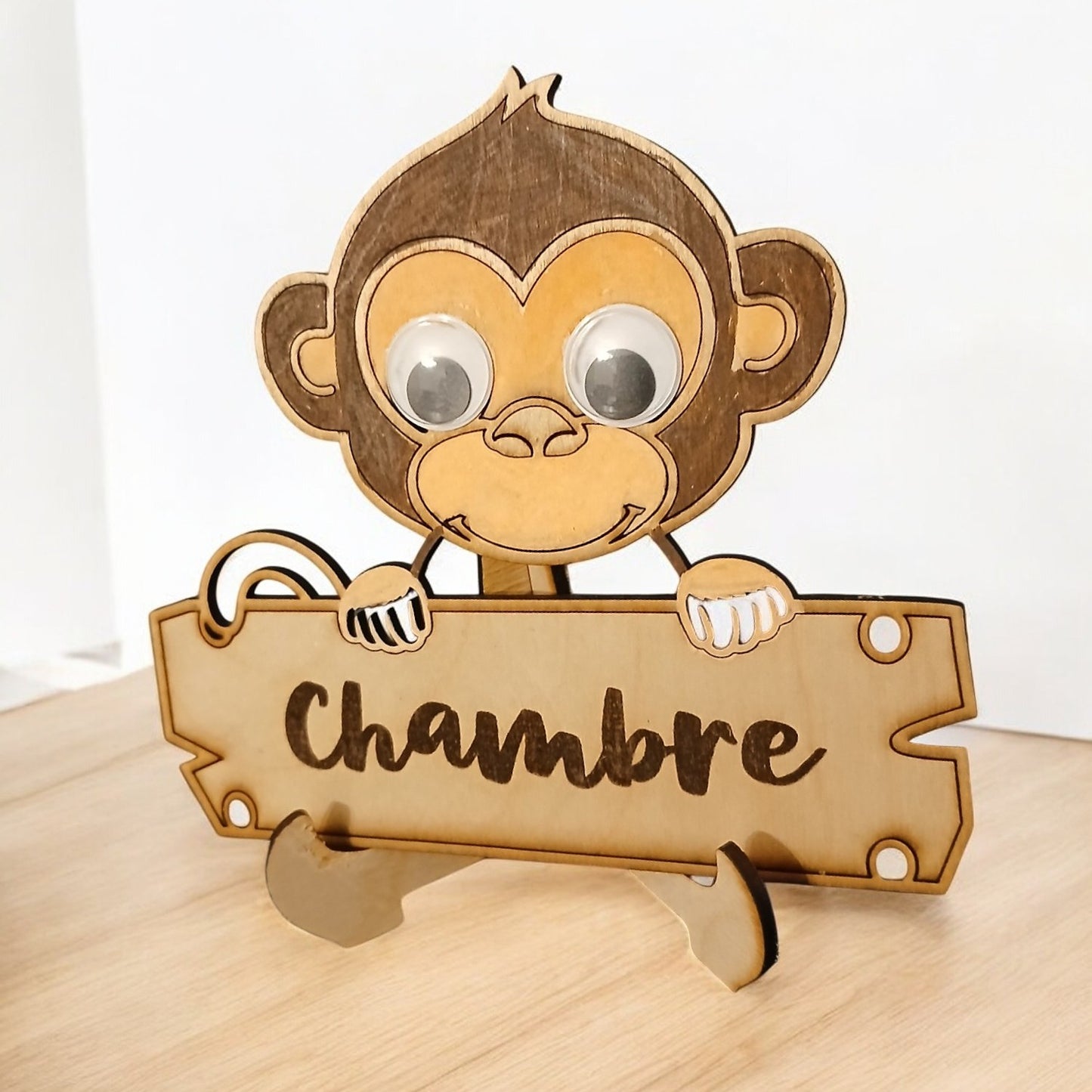 Plaque de porte chambre – Petit singe malicieux en bois découpé au laser