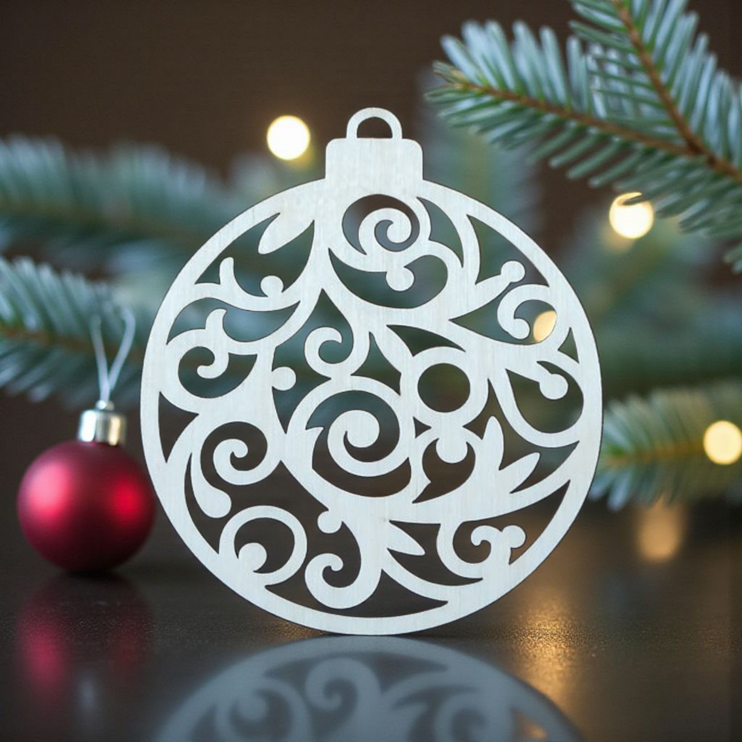 Boule de Noel - Bois découpé